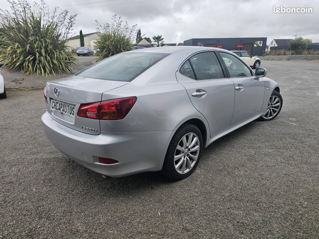 Lexus IS II 220d Pack Luxe